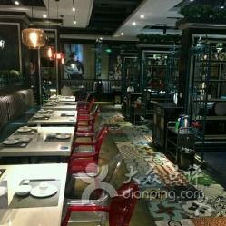 体院天桥吃瓜,一场别开生面的“吃瓜”盛宴