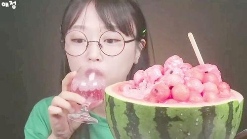 猎奇吃瓜网,揭秘娱乐圈幕后真相,带你领略奇闻异事!